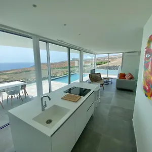 Villa Rocavista - With Heated Rooftop Pool And Amazing Ocean View, Costa Adeje (Tenerife)