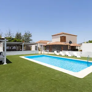 Villa Casa La Rueda With Pool, Costa Adeje (Tenerife)